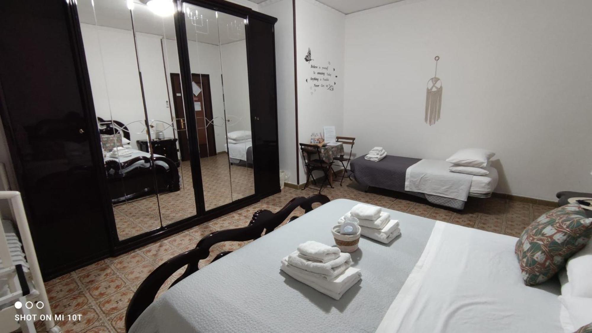 B&B Le Corti Казерта Экстерьер фото